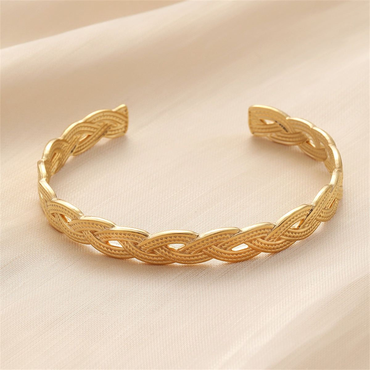 18k Gold Plated Dot Vine Bracelet